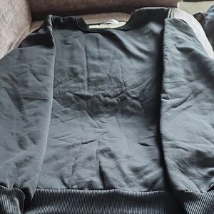 Womens crew neck fur lined sweatshirt.